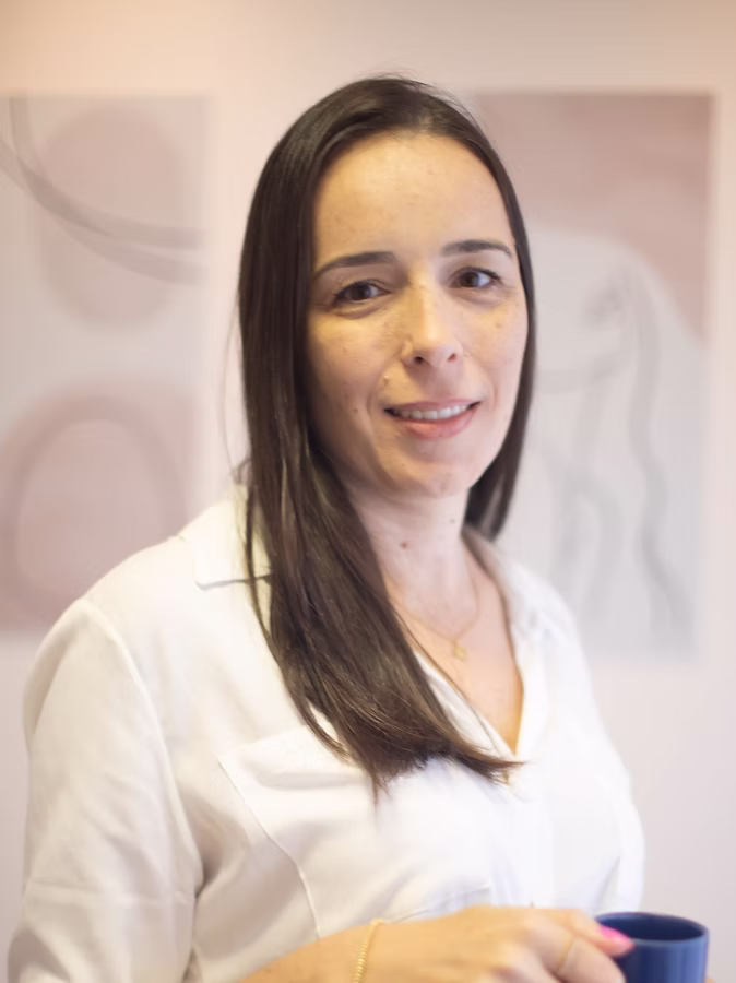 Alessandra Simek de Melo