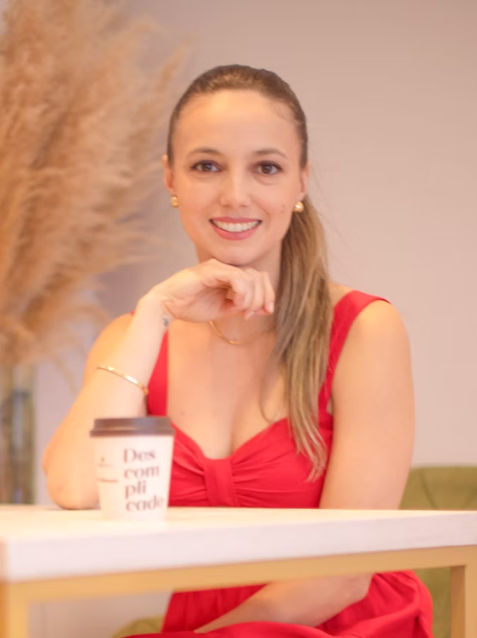 Angélica Marcelino